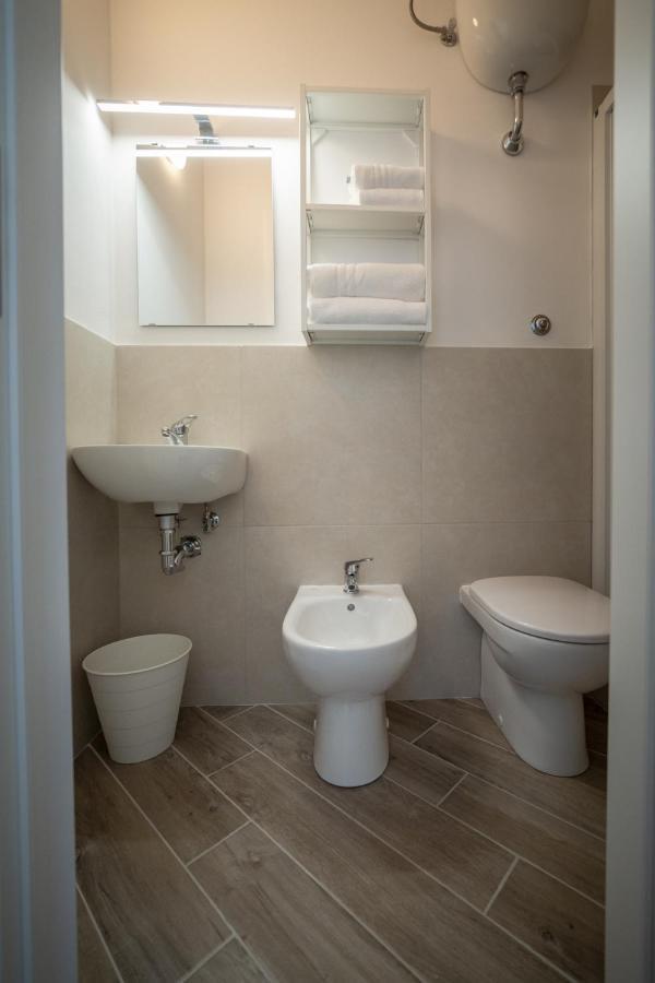 Saint Joseph Hotel Livorno Kültér fotó